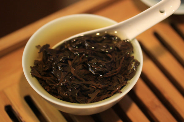 Black Pearl Oolong Mountain Tea